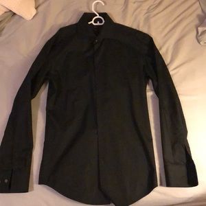 Black Hugo Boss Slim Fit button down (41, 16)